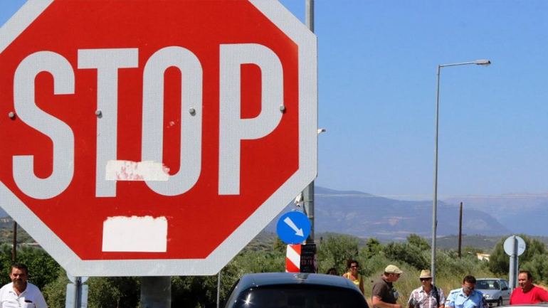 Λύση στο ζήτημα των εξεταστών υποψηφίων οδηγών, κανονικά θα διενεργούνται οι εξετάσεις Λύση στο ζήτημα των εξεταστών υποψηφίων οδηγών, κανονικά θα διενεργούνται οι εξετάσεις