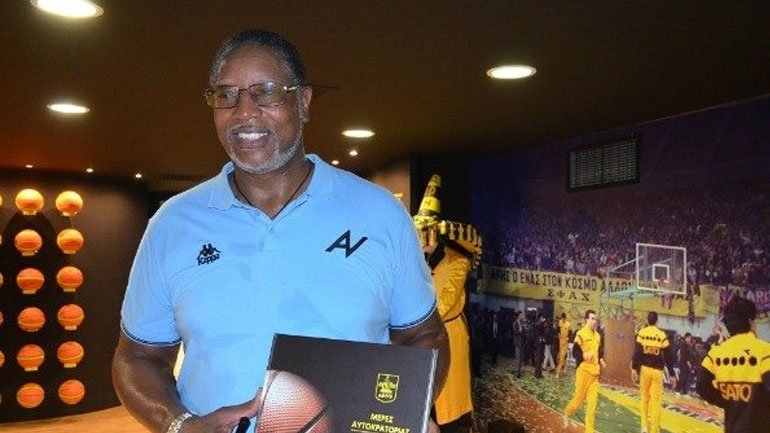 Μπάσκετ: Στο μουσείο του Άρη ο Όντι Νόρις