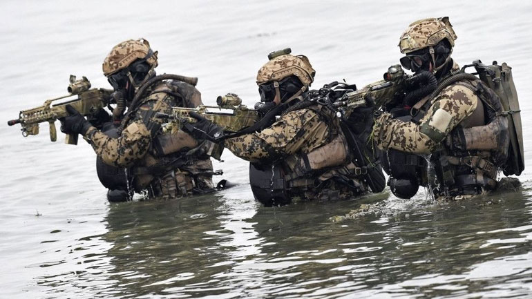 «Πράσινο» φως για εφόδους Γερμανών κομάντο σε ύποπτα πλοία στη Μεσόγειο