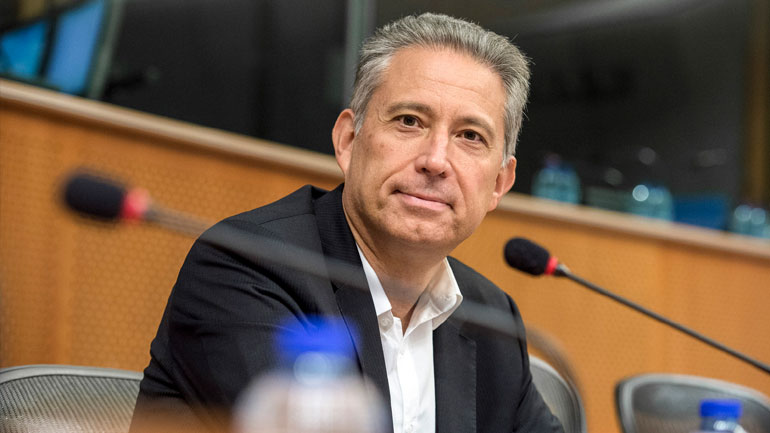 Χρυσόγονος: «Θα παραμείνουν οι Βρετανοί στην Ευρωπαϊκή Ένωση»