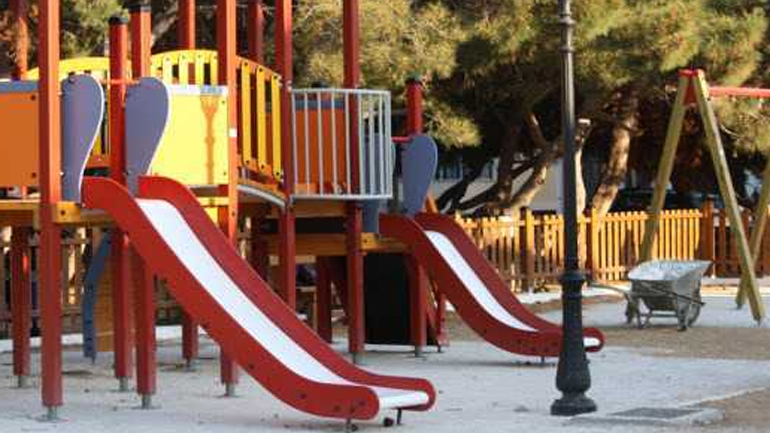 Καισαριανή: Ανάπλαση σε δύο παιδότοπους με πόρους της Περιφέρειας Αττικής