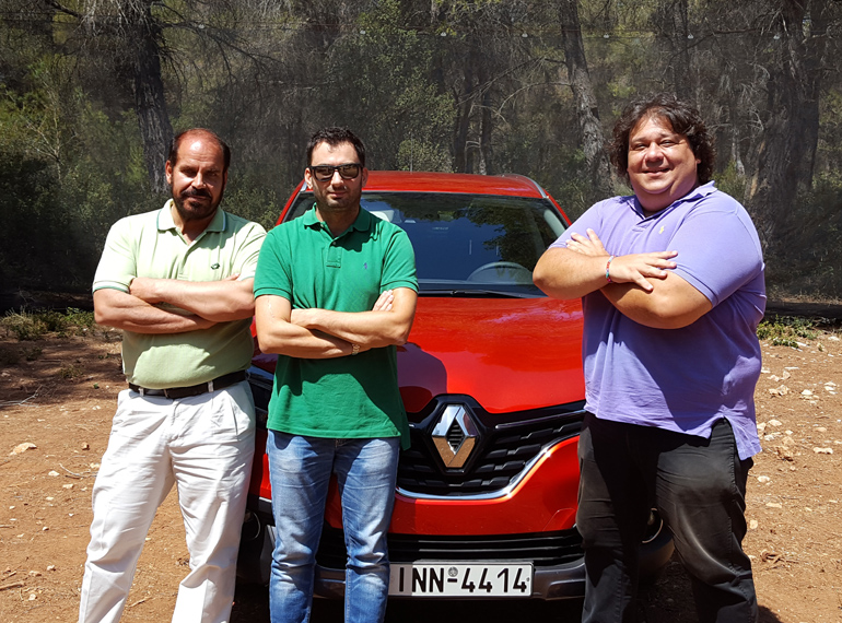Το Renault Kadjar αποδείχτηκε ιδανικό μέλος της παρέας των... τριών (από αριστερά: Βαγγέλης Γκούμας, Βασίλης Σαρημπαλίδης και Πάρις Ποντίκας)