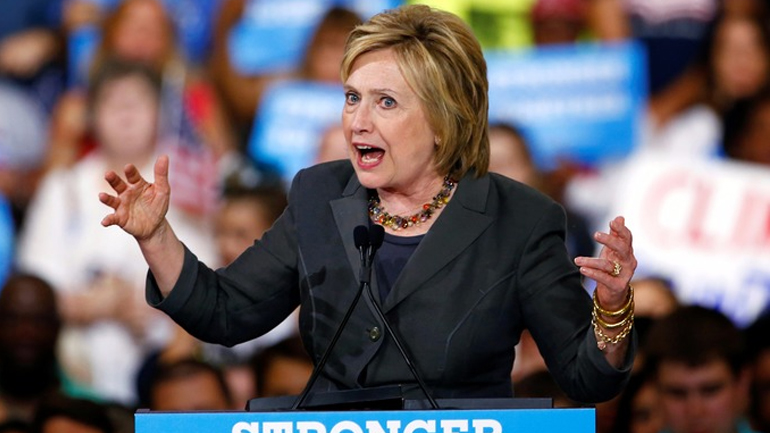 Χίλαρι Κλίντον για Brexit: Σεβόμαστε την απόφαση, να προλάβουμε τις συνέπειες