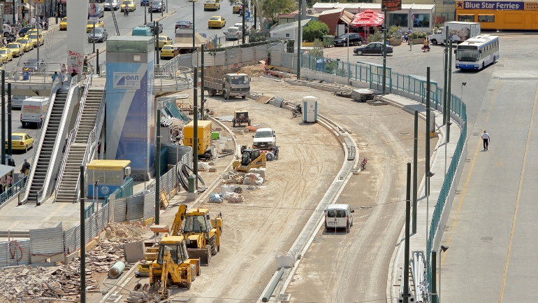Κυκλοφοριακές ρυθμίσεις στον Πειραιά λόγω εργασιών επέκτασης του τραμ