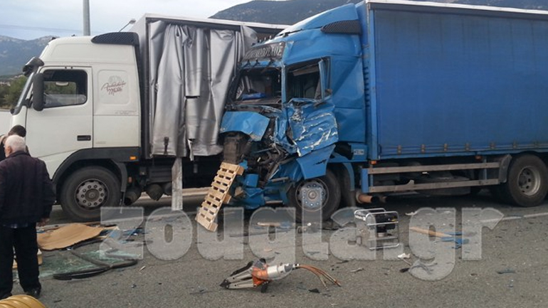 Δυστύχημα με νταλίκα στην παλιά Ε.Ο. Θεσσαλονίκης-Καβάλας