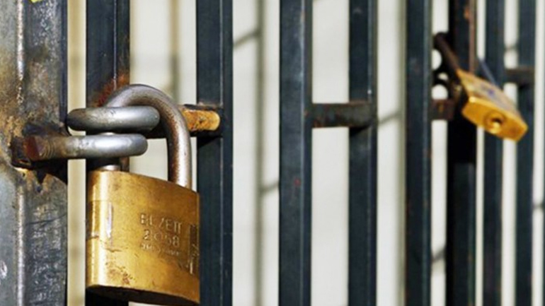 ΕΣΕΕ: 25.990 λουκέτα από την επιβολή των capital controls