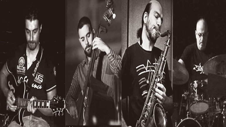 Σπύρος Παναγιωτόπουλος και Brothers from another mother στην Αποβάθρα του Τρένου στο Ρουφ