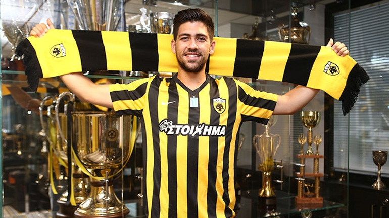 Στην ΑΕΚ ο Μπακασέτας