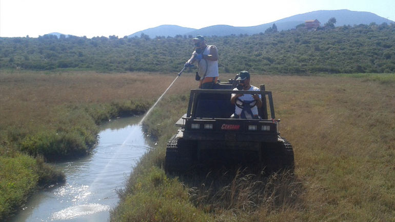 Θεσσαλονίκη: Συνεχίζονται οι επίγειοι ψεκασμοί για τα κουνούπια στον Δήμο Δέλτα
