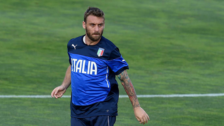 Χωρίς Ντε Ρόσι στον προημιτελικό η Ιταλία