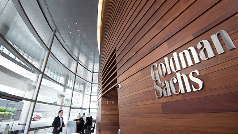 Διαψεύδουν ότι θα μεταφέρουν τα γραφεία τους από το Λονδίνο οι Goldman Sachs και Morgan Stanley