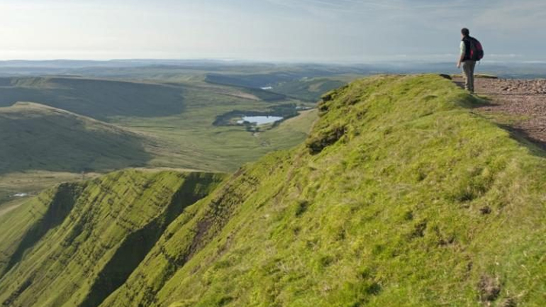Ουαλία: Επιχείρηση διάσωσης 20 παιδιών που χάθηκαν σε σπηλιά