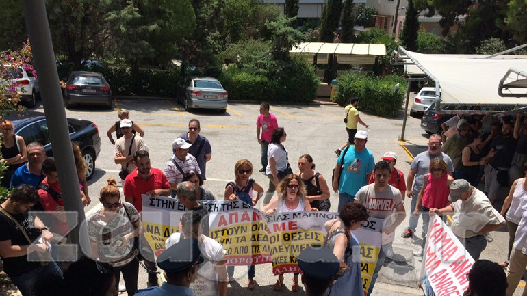 Στο πλευρό των εργαζομένων της «Μαρινόπουλος» η ΓΣΕΕ