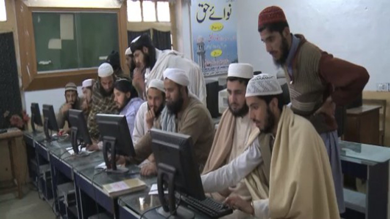 Πακιστάν: Η κυβέρνηση επιδοτεί με 3 εκατ. δολάρια το “Πανεπιστήμιο της Τζιχάντ”