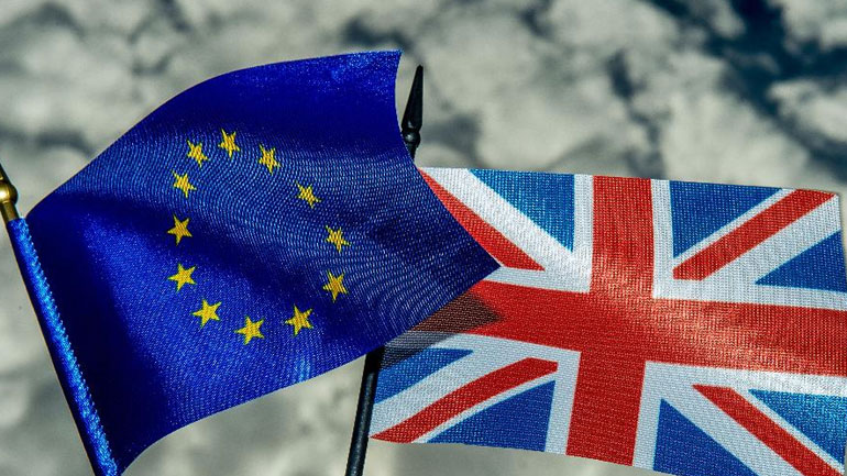 Βρετανία: Χιλιάδες διαδηλωτές υπέρ της παραμονής στην ΕΕ