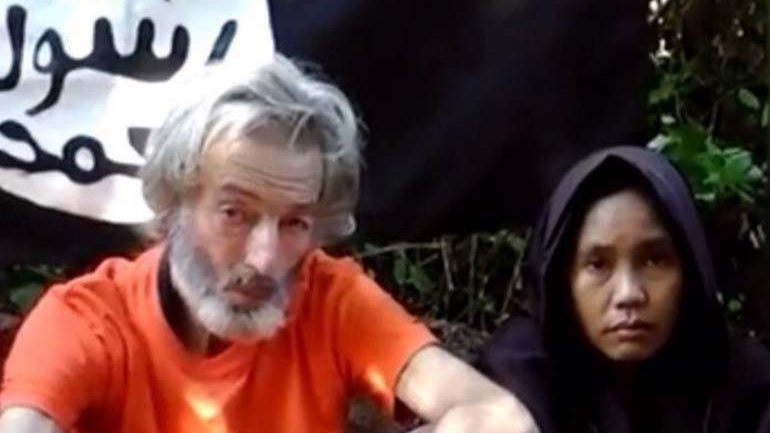 Φιλιππίνες: Ο στρατός εντόπισε το αποκεφαλισμένο πτώμα του Καναδού ομήρου Ρόμπερτ Χολ