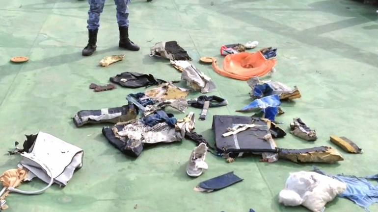 EgyptAir: Δυνατή η απομαγνητοφώνηση των συνομιλιών από το «μαύρο κουτί» του αεροσκάφους