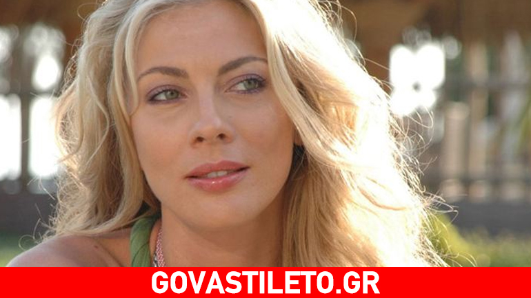 Σμαράγδα Καρύδη: Ποζάρει με μαγιό και θέα το ηλιοβασίλεμα