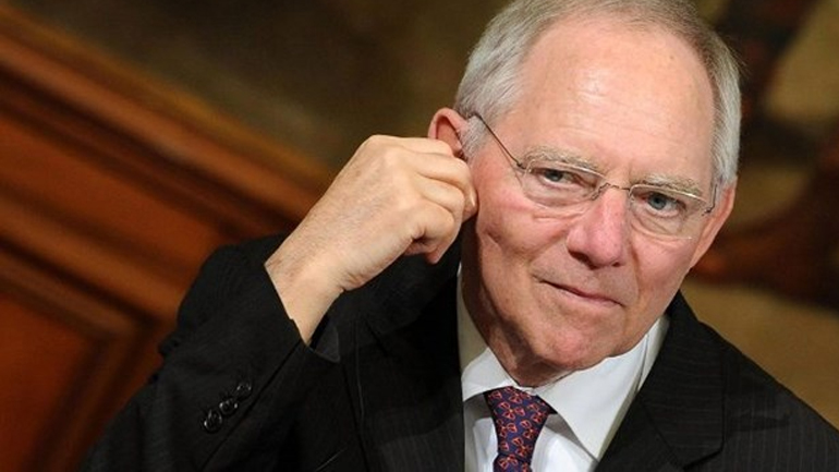 Σόιμπλε: Διακυβερνητική συνεργασία για την αντιμετώπιση προβλημάτων, όταν καθυστερεί η Κομισιόν