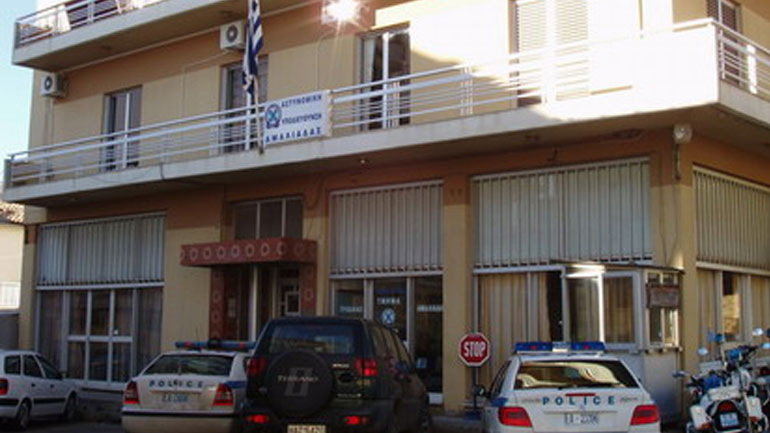 Μεθυσμένος οδηγός «τα έσπασε» στο Α.Τ. Αμαλιάδας Μεθυσμένος οδηγός «τα έσπασε» στο Α.Τ. Αμαλιάδας