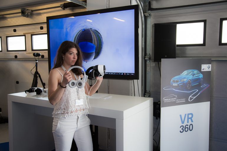 Η Φωτεινή Πασχαλίδου...