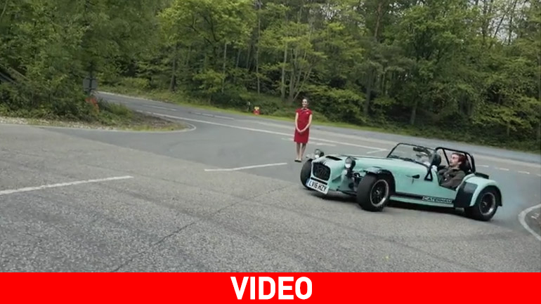 Από τους αιθέρες στην άσφαλτο!