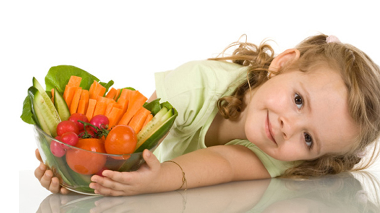 12 εύκολα τρικ για να βελτιώσετε τη διατροφή των παιδιών σας