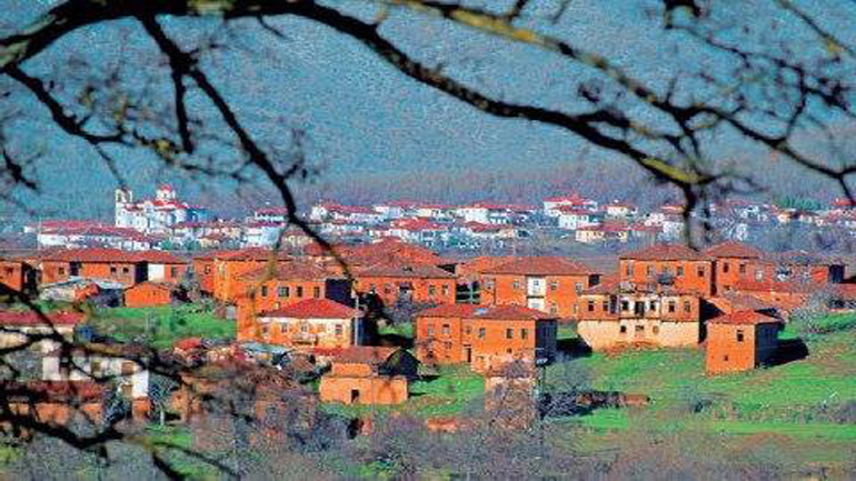 Στα Κορέστεια Καστοριάς η 10η βιβλιοθήκη από τους Journalists Acting Στα Κορέστεια Καστοριάς η 10η βιβλιοθήκη από τους Journalists Acting