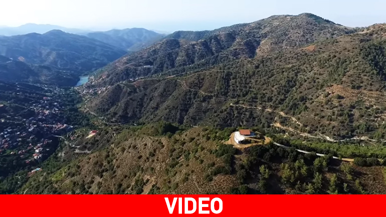 Κύπρος: Το ξωκκλήσι του Προφήτη Ηλία από ψηλά