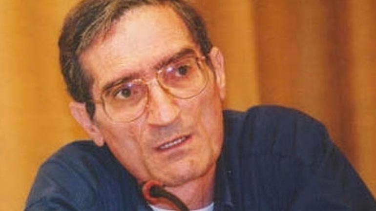 Ο Γιάνης Βαρουφάκης στόχος καταιγισμού λιβελογραφημάτων Ο Γιάνης Βαρουφάκης στόχος καταιγισμού λιβελογραφημάτων