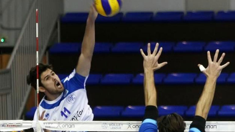 Βόλεϊ: Στον Ολυμπιακό ο Ρουμελιωτάκης Βόλεϊ: Στον Ολυμπιακό ο Ρουμελιωτάκης