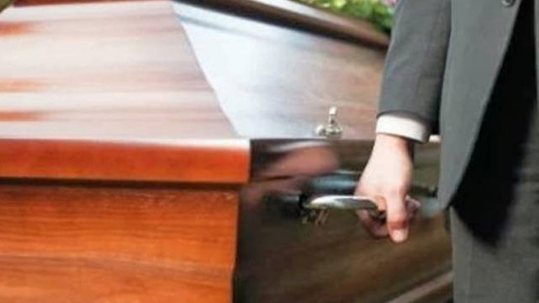 Ηλεία: Αναβολή κηδείας λόγω…λάθος νεκρού