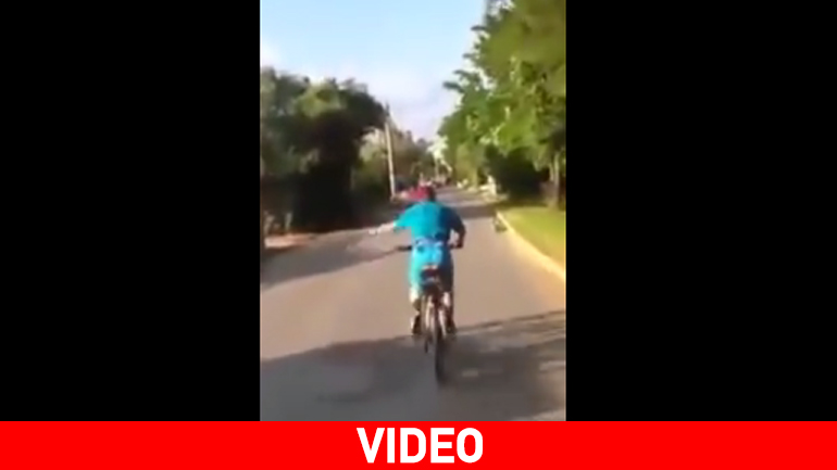 O Έλληνας φορτηγατζής και ο ποδηλάτης