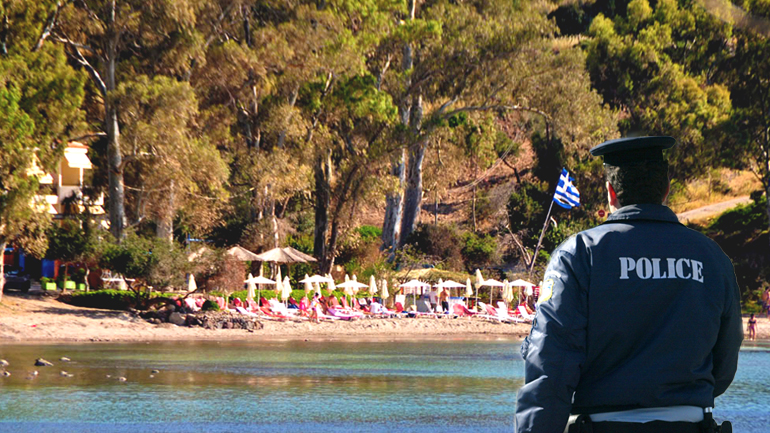 Αστυνομική έφοδος στις παραλίες