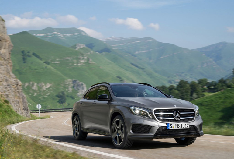 H Mercedes GLA...