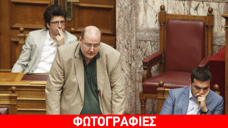 Στο στόχαστρο των Εφήβων ο Φίλης για τις αλλαγές στα σχολεία