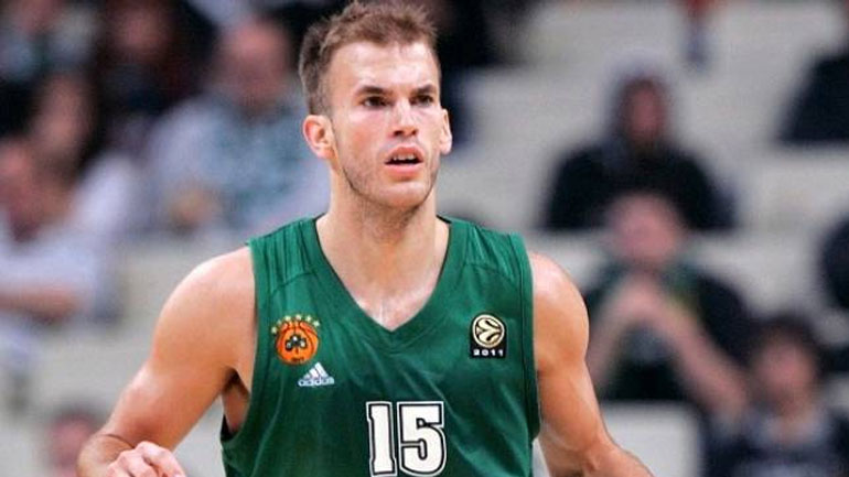 ΕΣΑΚΕ: Κορυφαίος αμυντικός για τη σεζόν 2015-16 ο Νικ Καλάθης