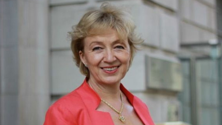 Αποσύρθηκε από την κούρσα για την πρωθυπουργία η Λίντσομ