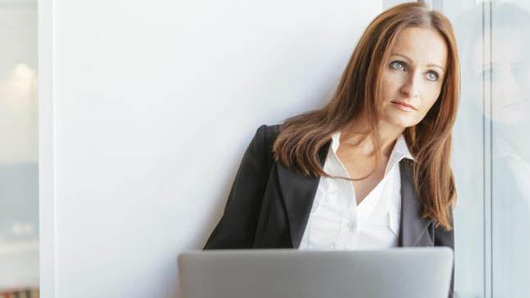 Αυτά είναι τα χαρακτηριστικά μιας έξυπνης γυναίκας