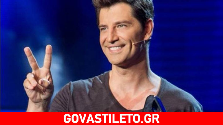 Σάκης Ρουβάς: Βραβεύτηκε στα Super Music Awards στην Κύπρο