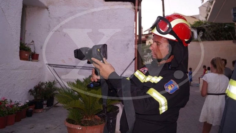Στις φλόγες κατοικία στον Πλατανιά