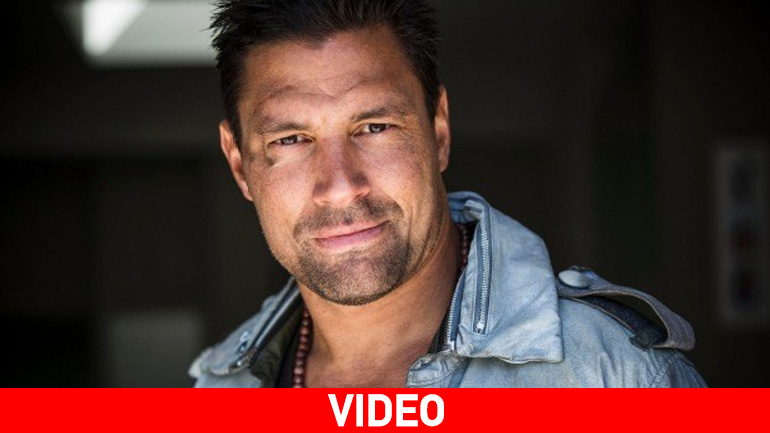 Για πρώτη φορά στην Ελλάδα ο καυτός πρωταγωνιστής της σειράς «Spartacus» – Το μήνυμα που στέλνει στο ελληνικό κοινό