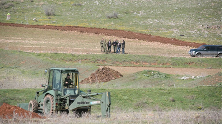 Σε εξέλιξη οι εργασίες κατασκευής οικίσκων στο Κέντρο Υποδοχής Προσφύγων στο Κουτσόχερο Λάρισας