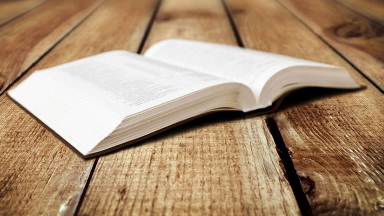 Βιβλιοπαρουσίαση: «Το δόντι του καρχαρία»