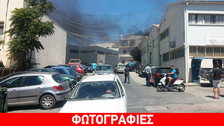 Φωτιά σε αποθήκες της Ένωσης Αγροτικών Συνεταιρισμών Ηρακλείου