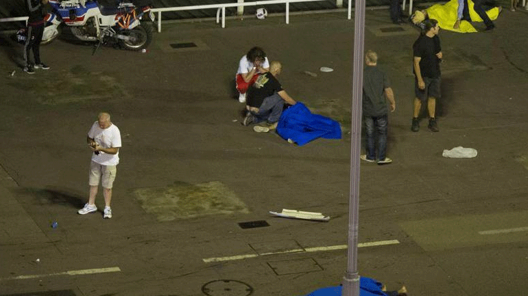 Θρηνεί την απώλεια αγαπημένου της προσώπου