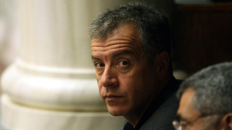 Στ. Θεοδωράκης: Μόνος δρόμος να πολεμήσουμε τους φανατικούς χωρίς έλεος και αστερίσκους