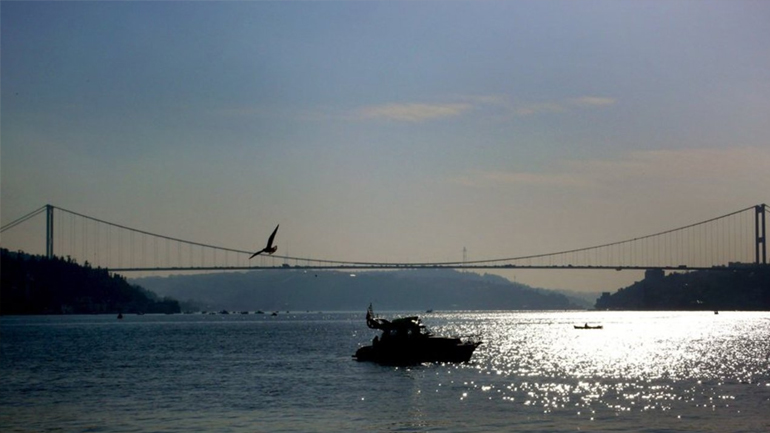 Κλειστά τα στενά του Βοσπόρου για λόγους ασφαλείας