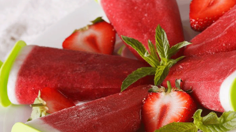 Γρανίτα φράουλα ξυλάκι για τους μικρούς μας φίλους