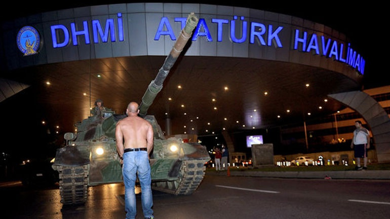 Οι ΗΠΑ απαγόρευσαν τις πτήσεις προς και από την Τουρκία